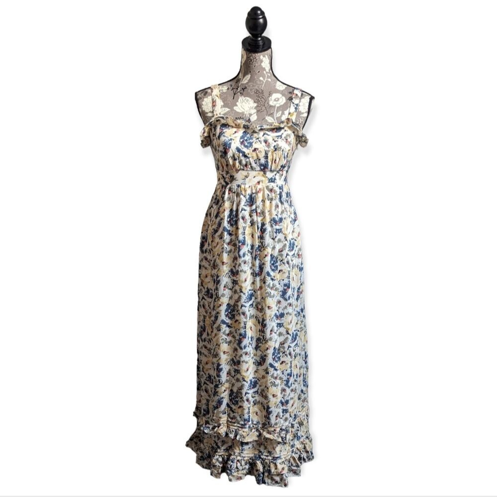 Anthropologie Moulinette Soeurs Hydrangea Petals Maxi Ruffle Dress